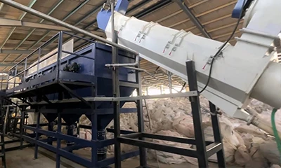 Film Iran-Ldpe que aixafa la línia d'assecat